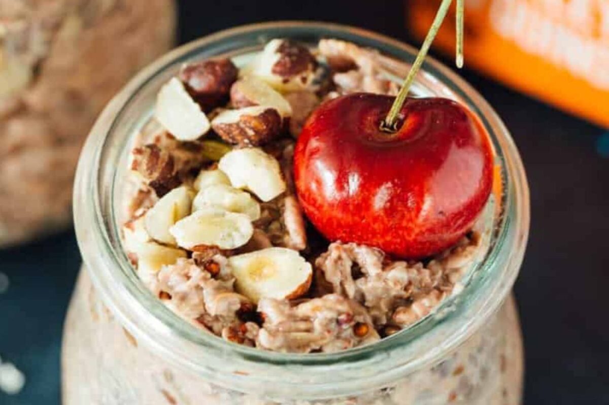 Cherry Pie Overnight Oats