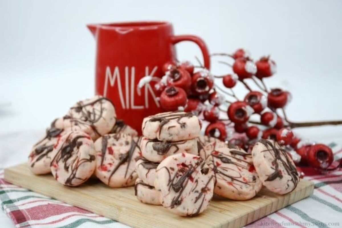 Cherry Shortbread Cookies