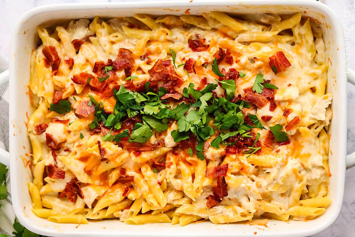 Easy Chicken Bacon Ranch Pasta.
