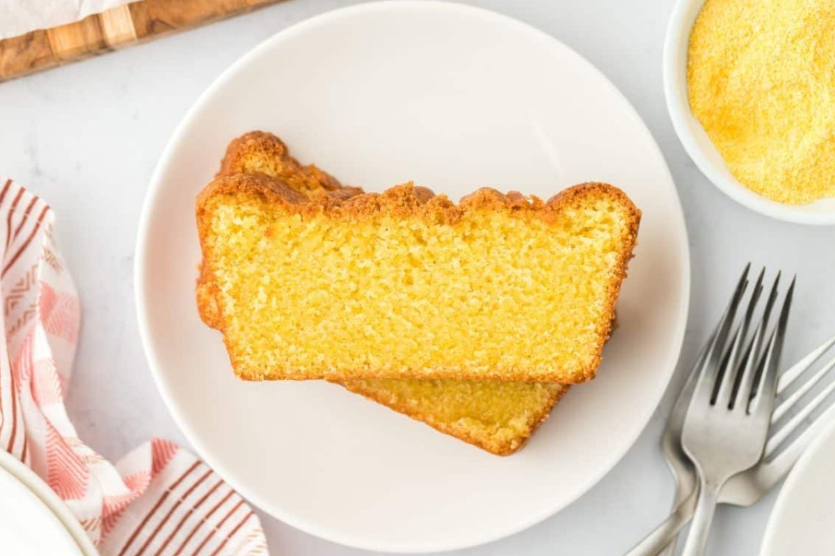Cornmeal Cake