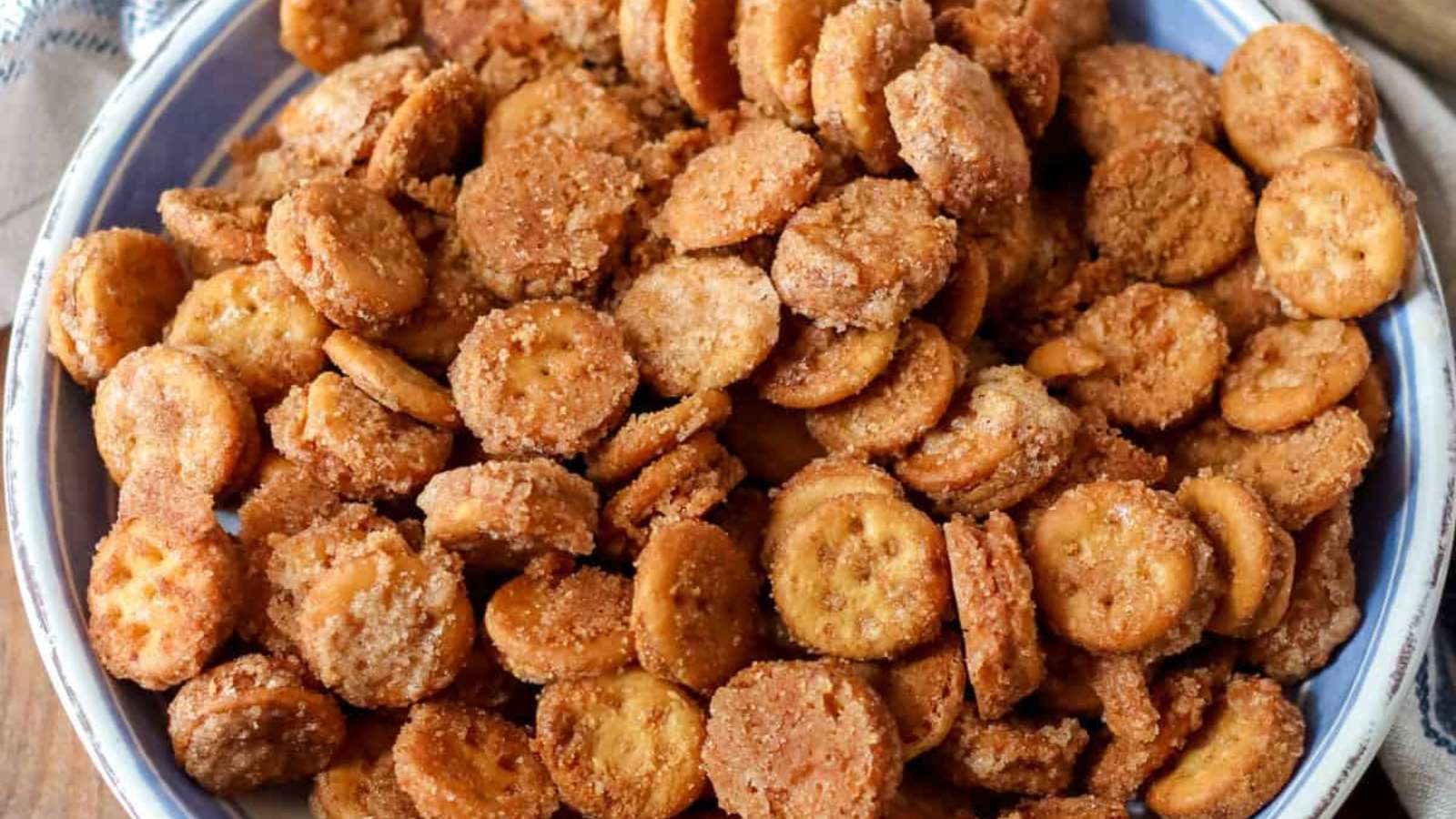 Ritz Churro Bites recipe by Crayons and Craving.