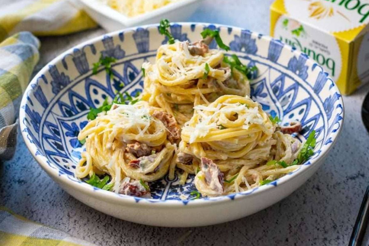 Creamy Boursin Pasta quick Easy Recipe
