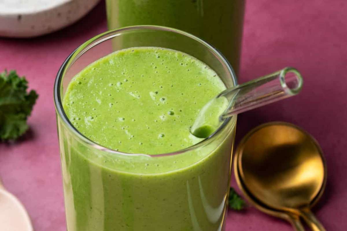 Creamy Mango Kale Smoothie.