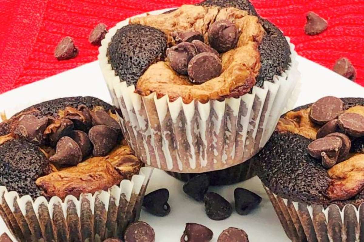 Easy Nutella Filled Cupcakes 