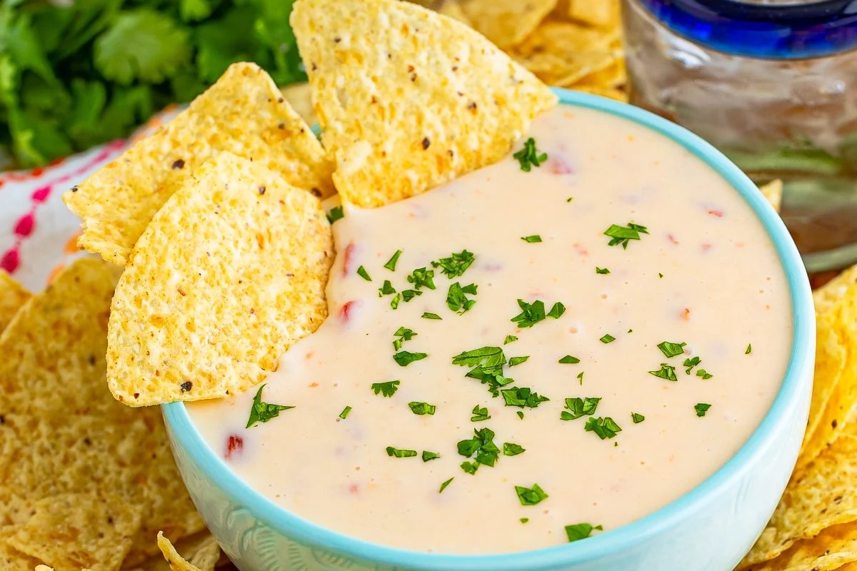 Easy Queso Blanco Cheese Dip Recipe