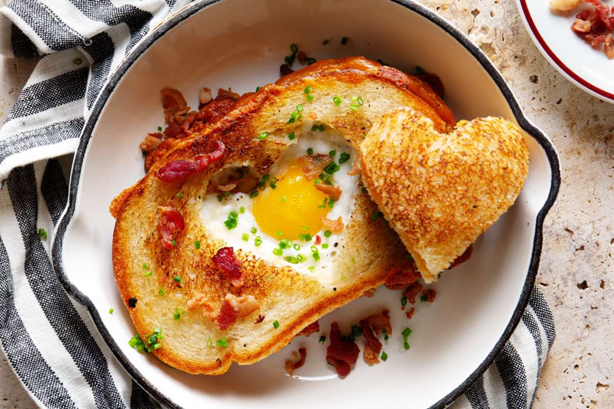 Egg in a Hole Grilled Cheese. 