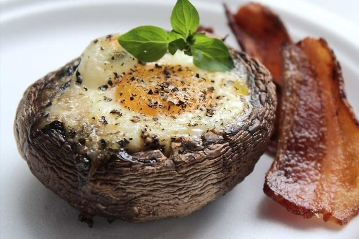 Egg Stuffed Portabella Recipe. 