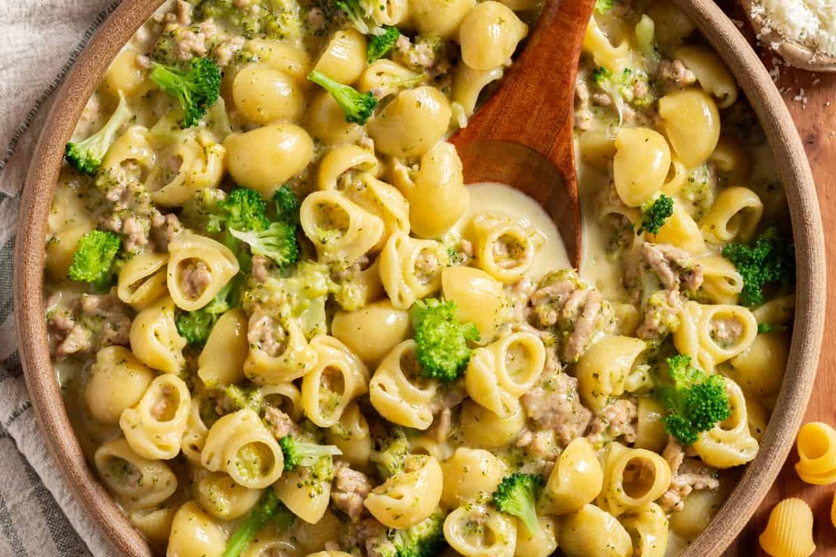 Ground Turkey Pasta With Broccoli