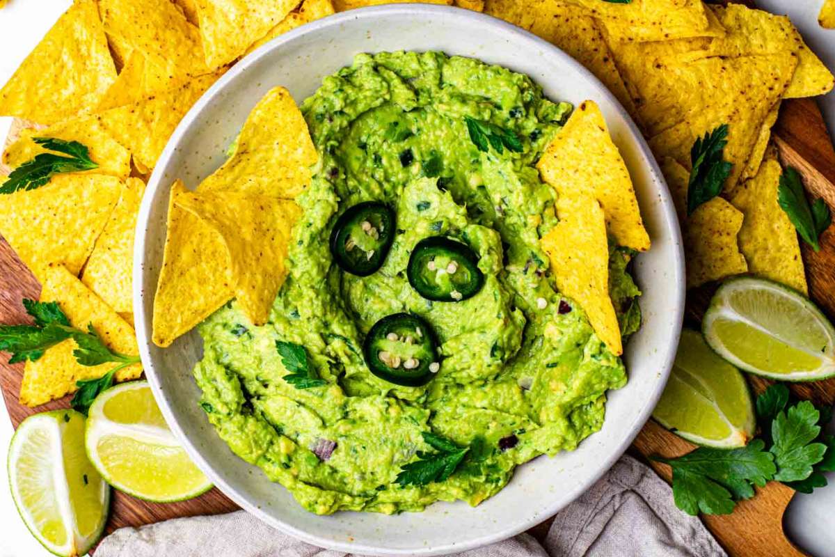 Homemade Guacamole Without Cilantro.