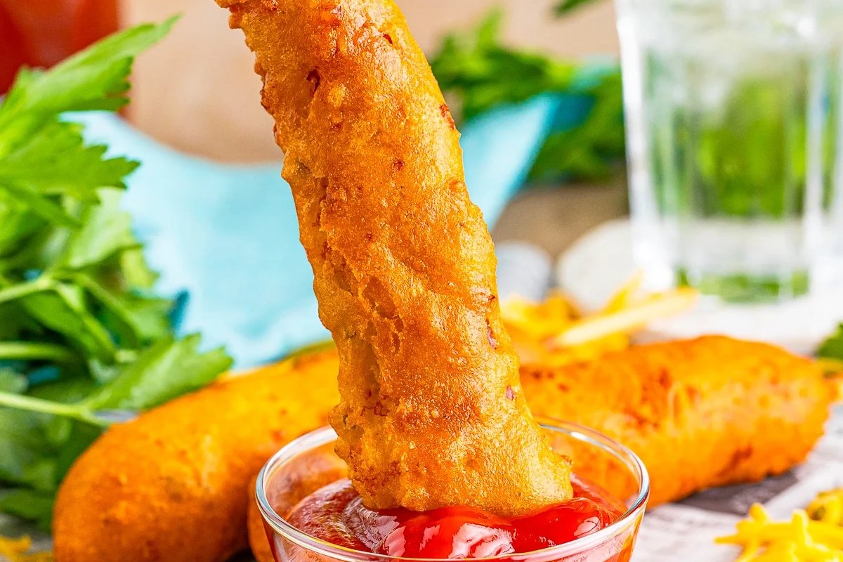 Homemade Jalapeno Cheddar Corn Dogs Recipe. 