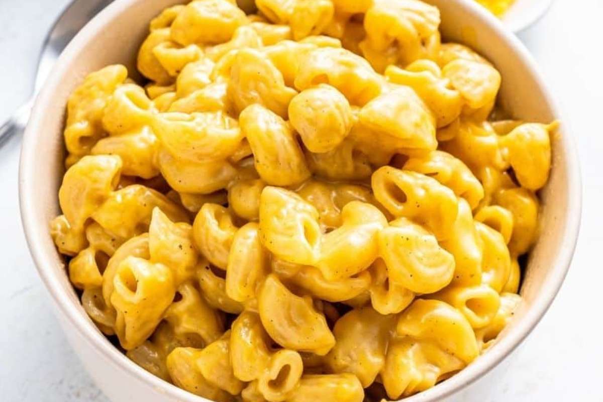 Instant Pot Mac And Cheese.