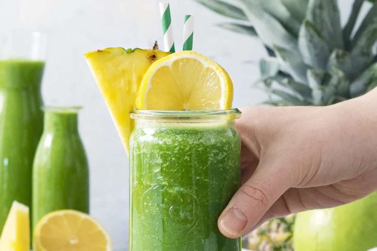 Kale Pineapple Smoothie. 