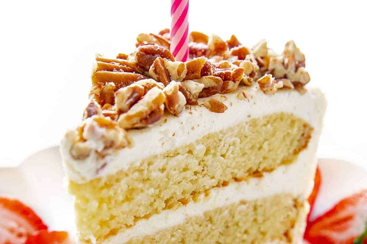 Keto Cake (Easy & Moist!). 