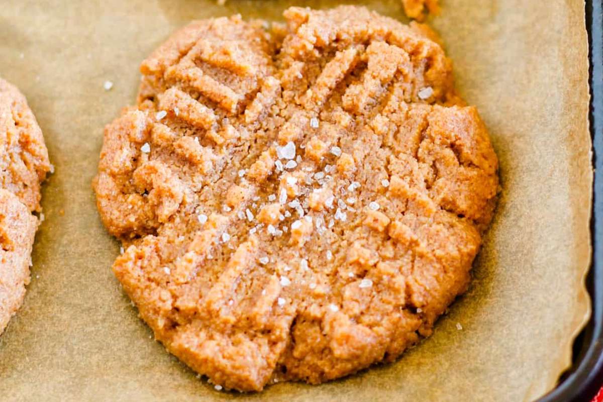 Keto Peanut Butter Cookies Recipe. 