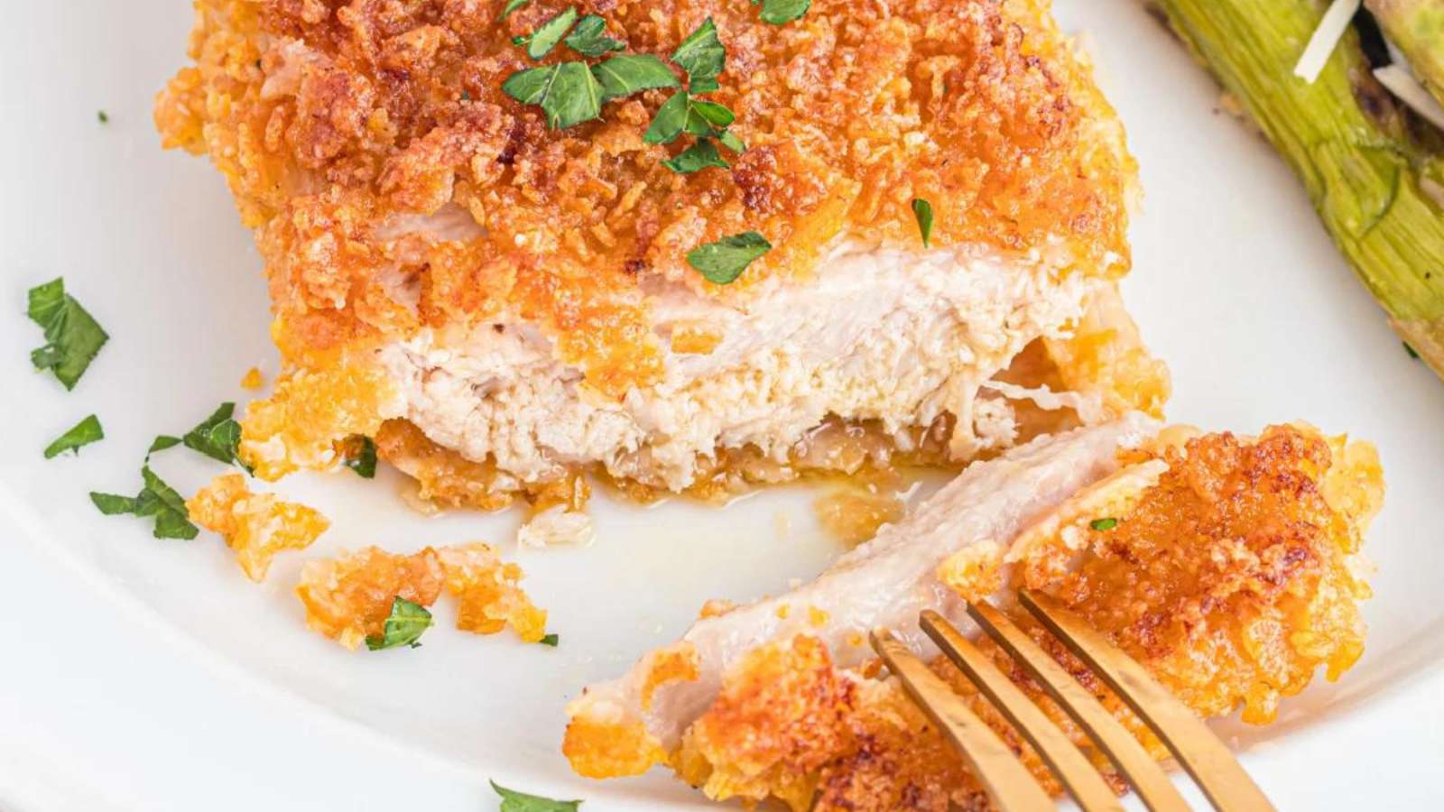 Breaded Cornflake Pork Chops recipe by Kitchen Divas.