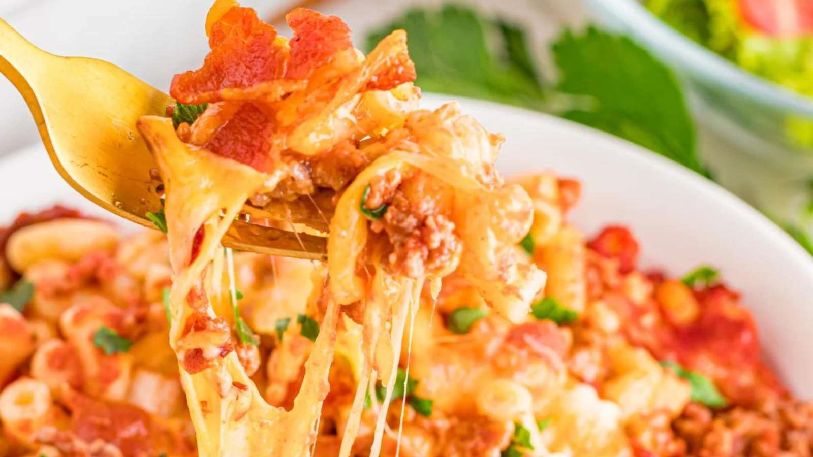 Easy Cheeseburger Pasta recipe by Kitchen Divas.