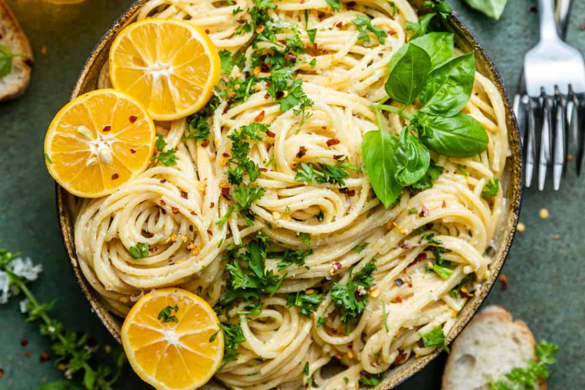 Lemon Garlic Pasta