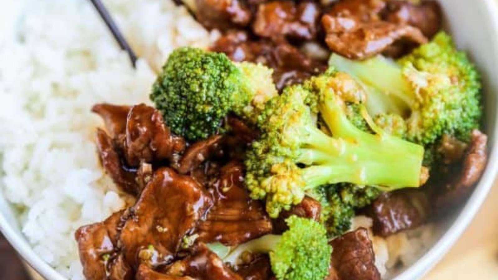 Slow Cooker Beef & Broccoli recipe by Little Sunny Kitchen.