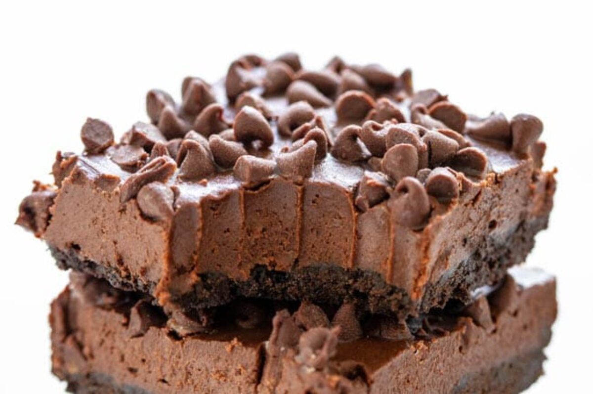 No Bake Death By Chocolate Cheesecake Bars