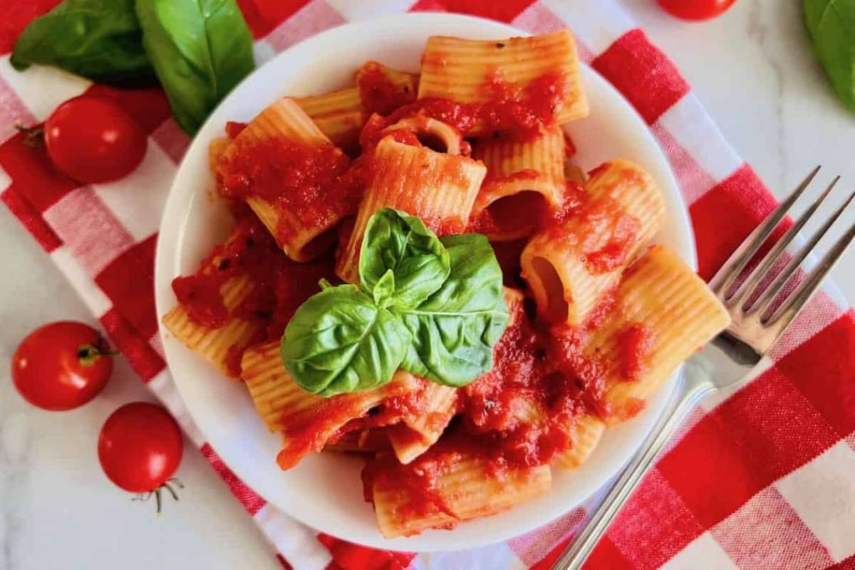 Pasta Alla Pizzaiola. 