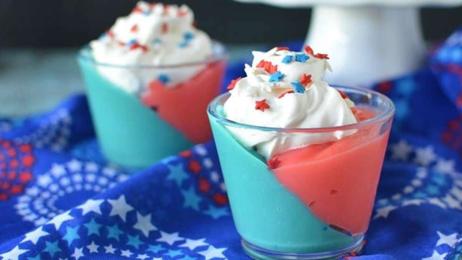 Easy Patriotic Pudding Cups recipe by Dancing Through the Rain.