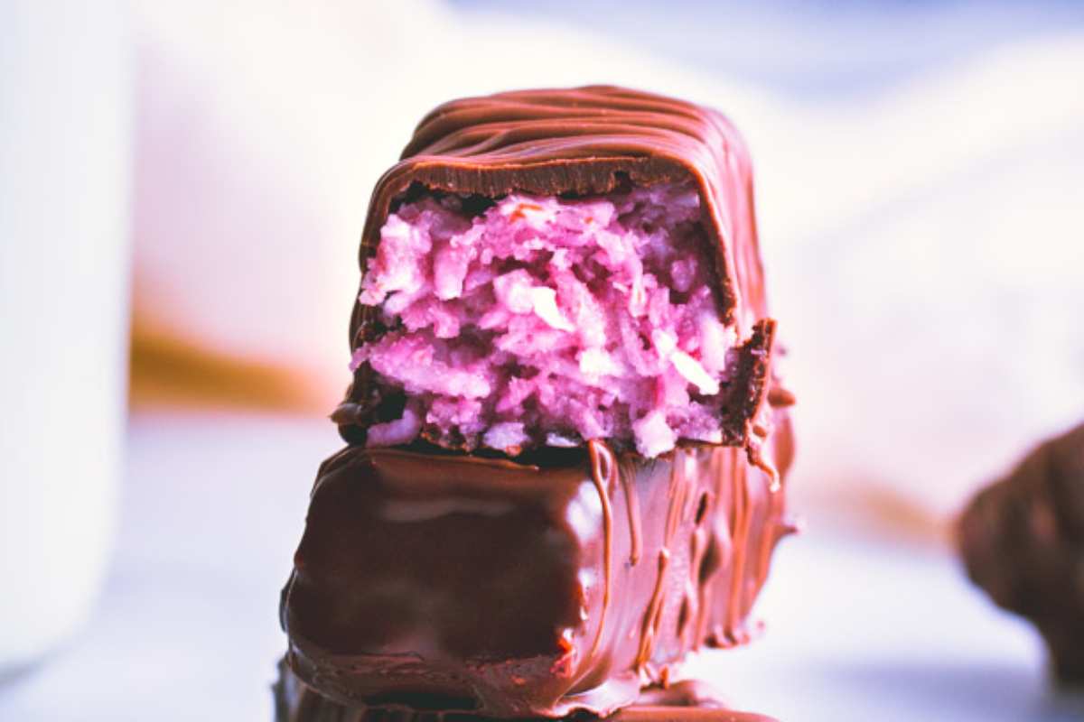 Raspberry Bounty Protein Bars. 
