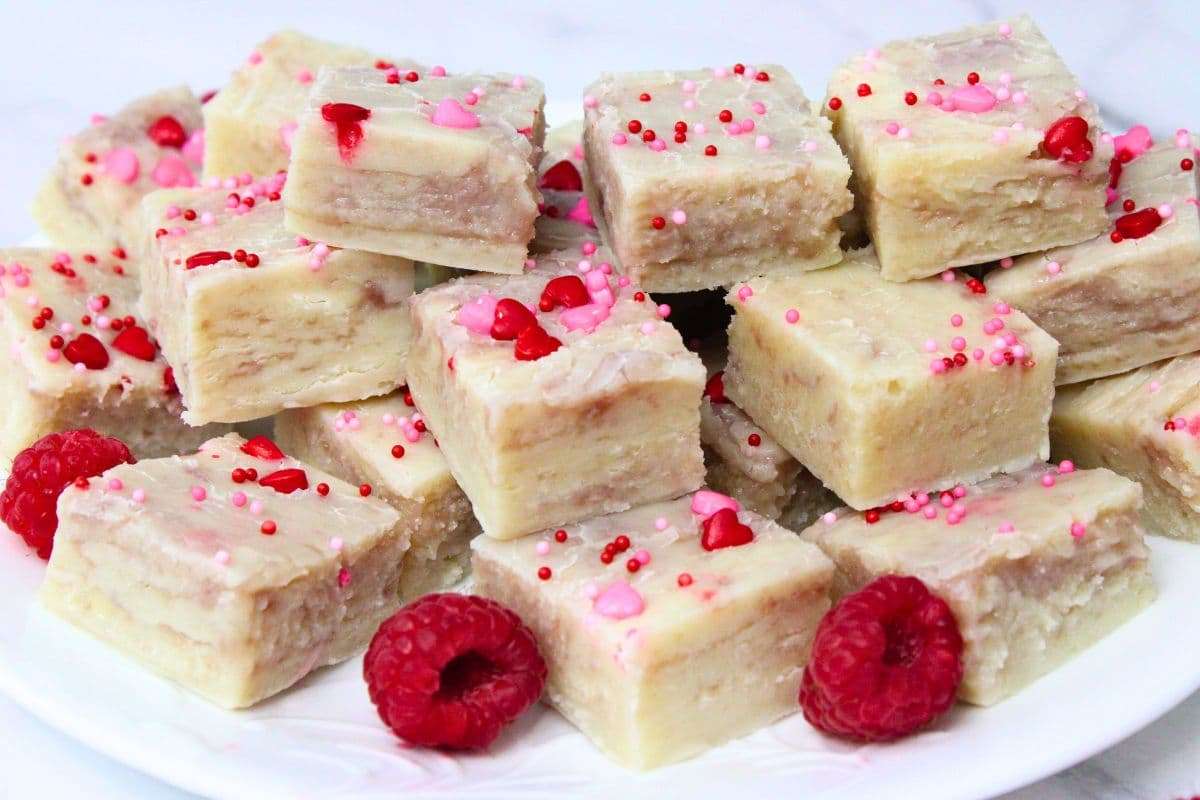 Raspberry Fudge: Easy 3 Ingredient Microwave Recipe!. 