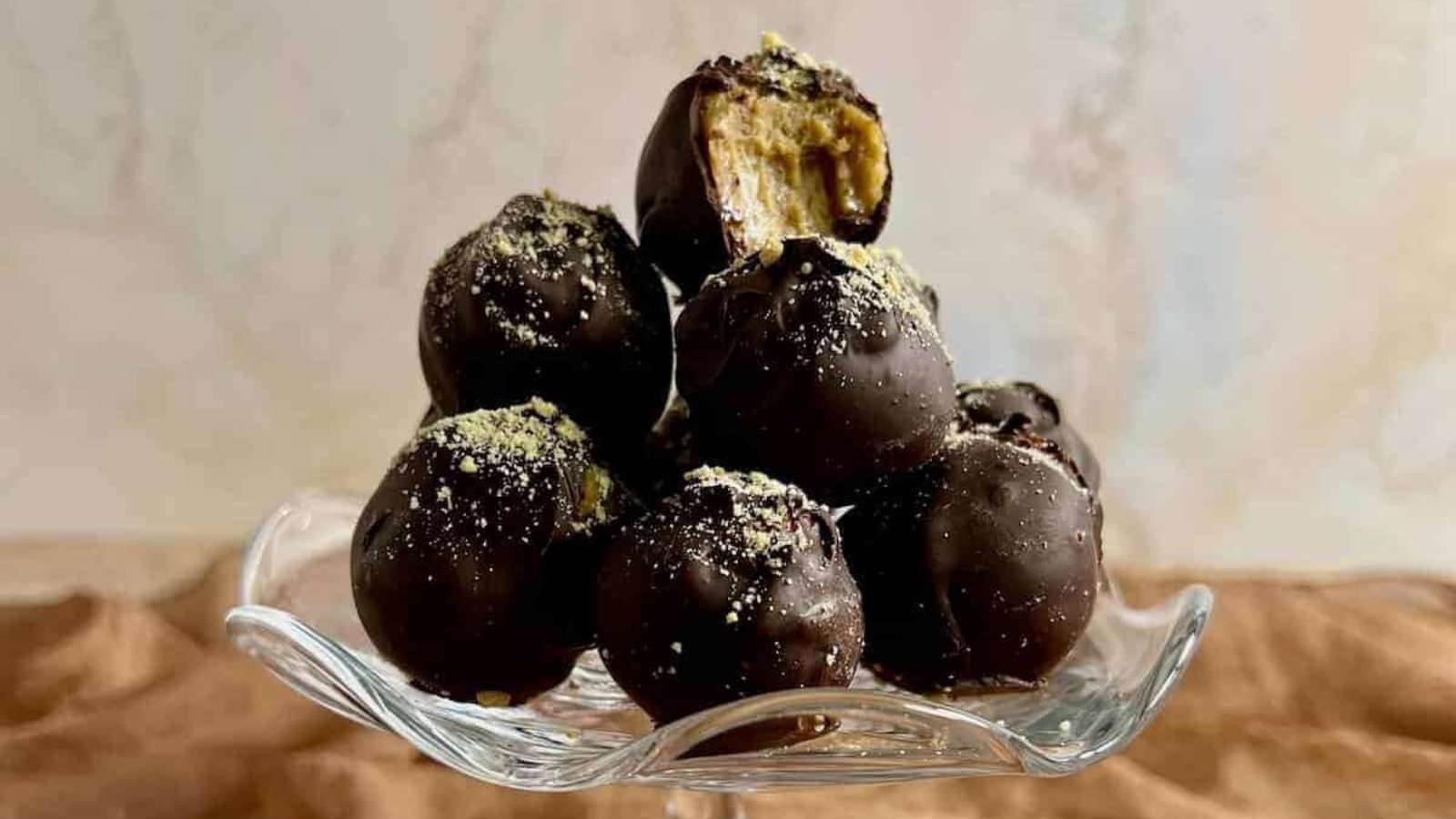 No-Bake Tiramisu Truffles recipe by Scotch and Scones.