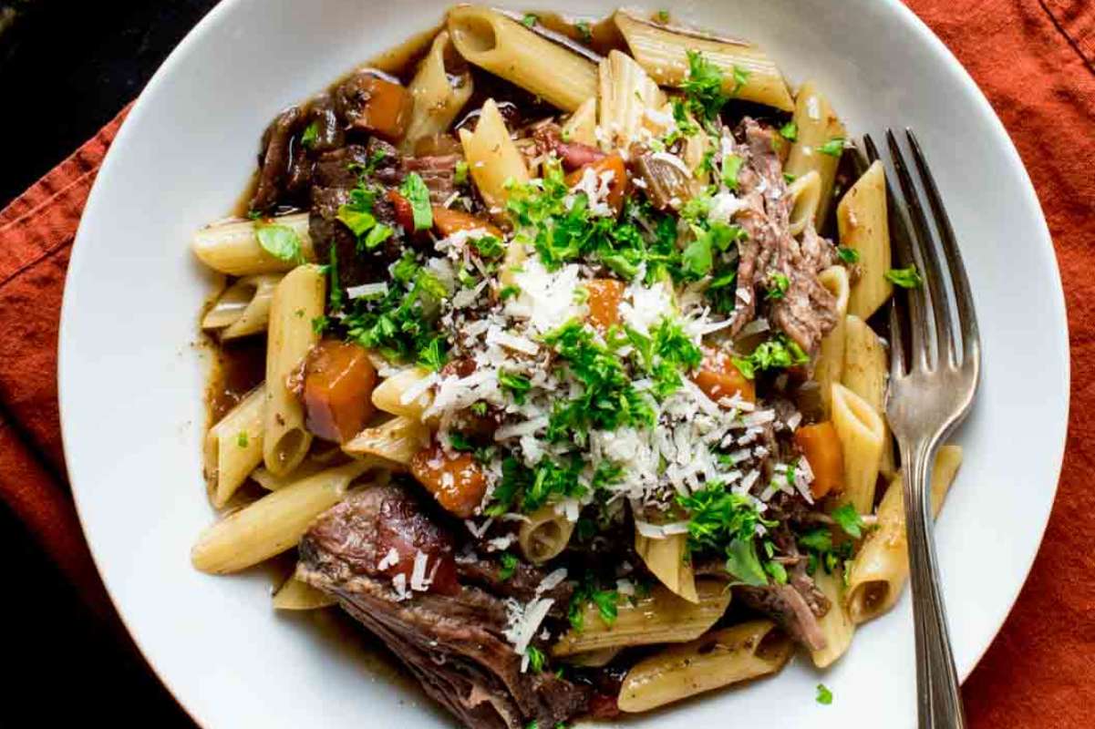 Slow Cooker Beef And Porcini Mushroom Pasta.