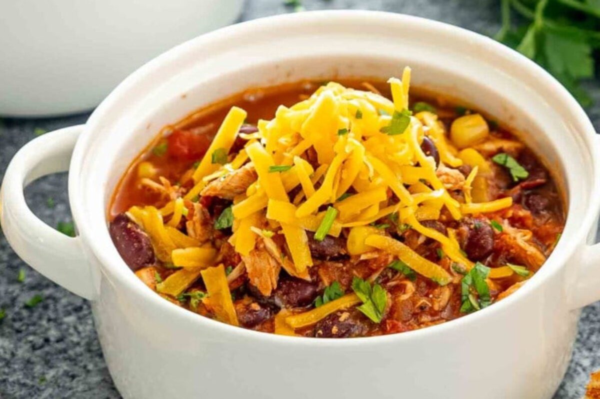 Slow Cooker Chicken Chili