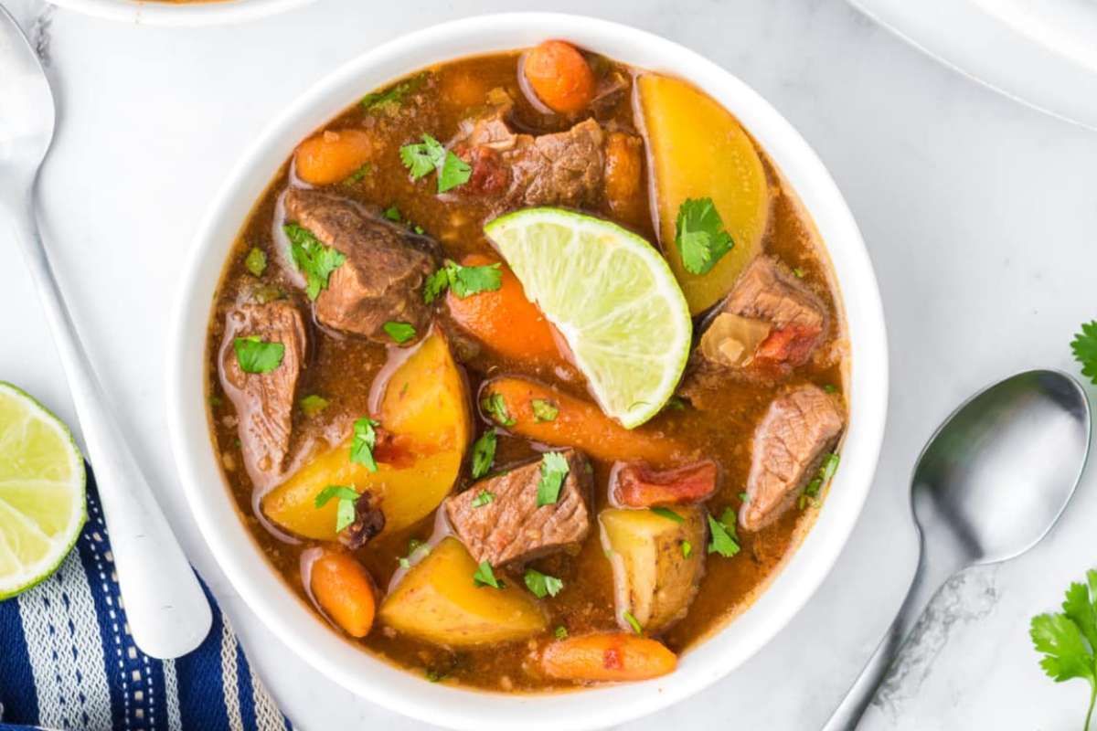 Spicy Beef Stew (Slow Cooker). 