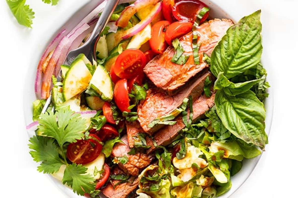 SPICY THAI BEEF SALAD RECIPE. 