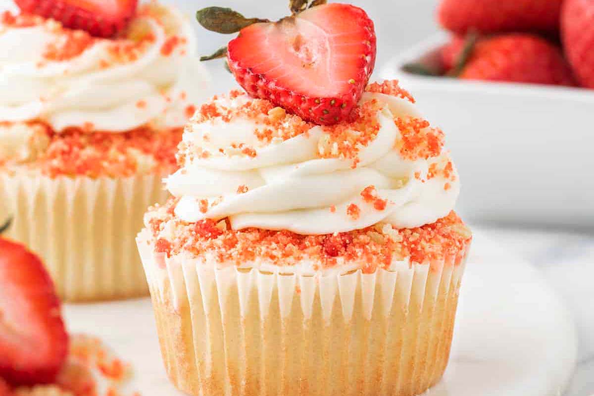 Strawberry Crunch Cupcakes.