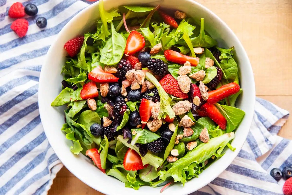 Summer Berry Salad. 