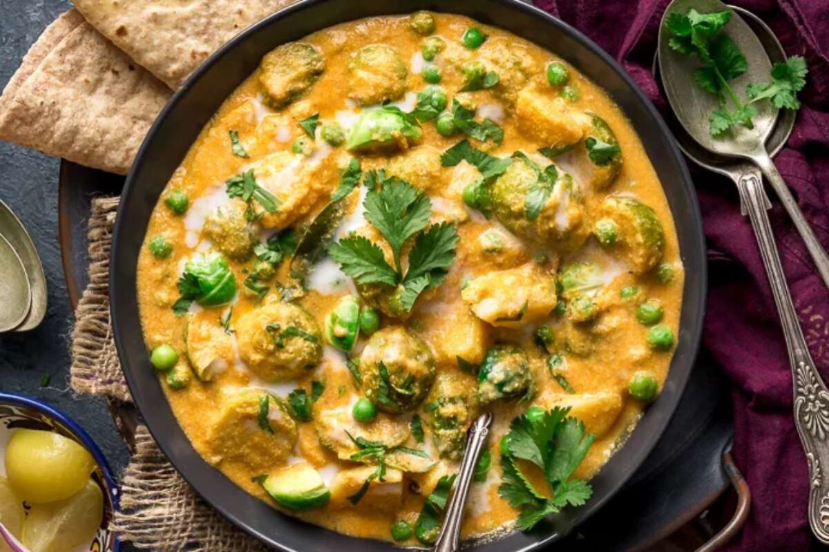 Vegan Brussels Sprouts Korma/Curry. 