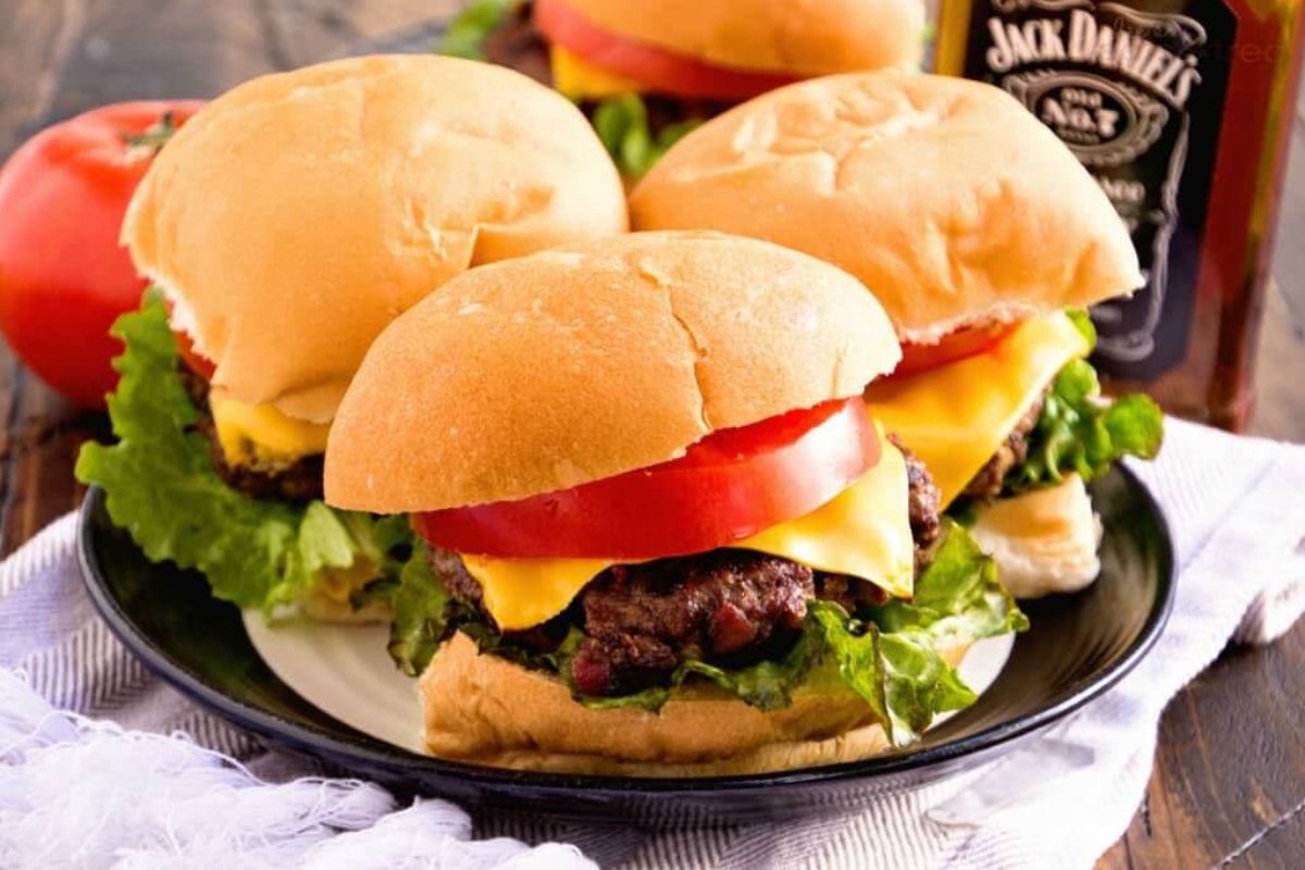 Whiskey Bacon Cheddar Burger. 