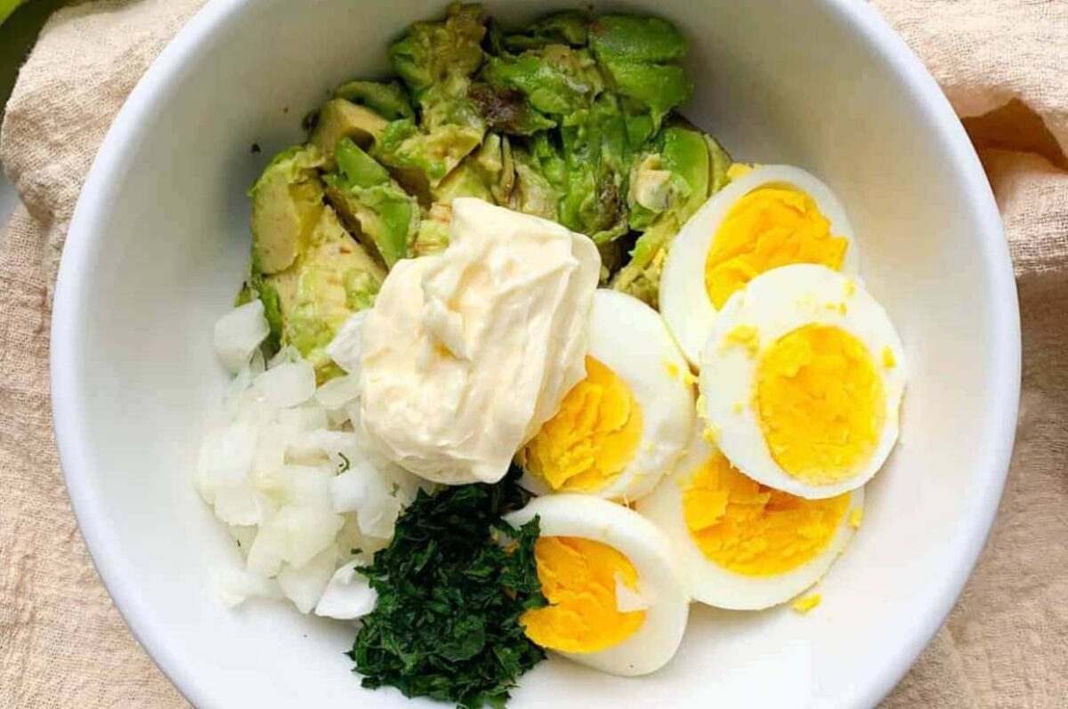 Whole30 Avocado Egg Salad.