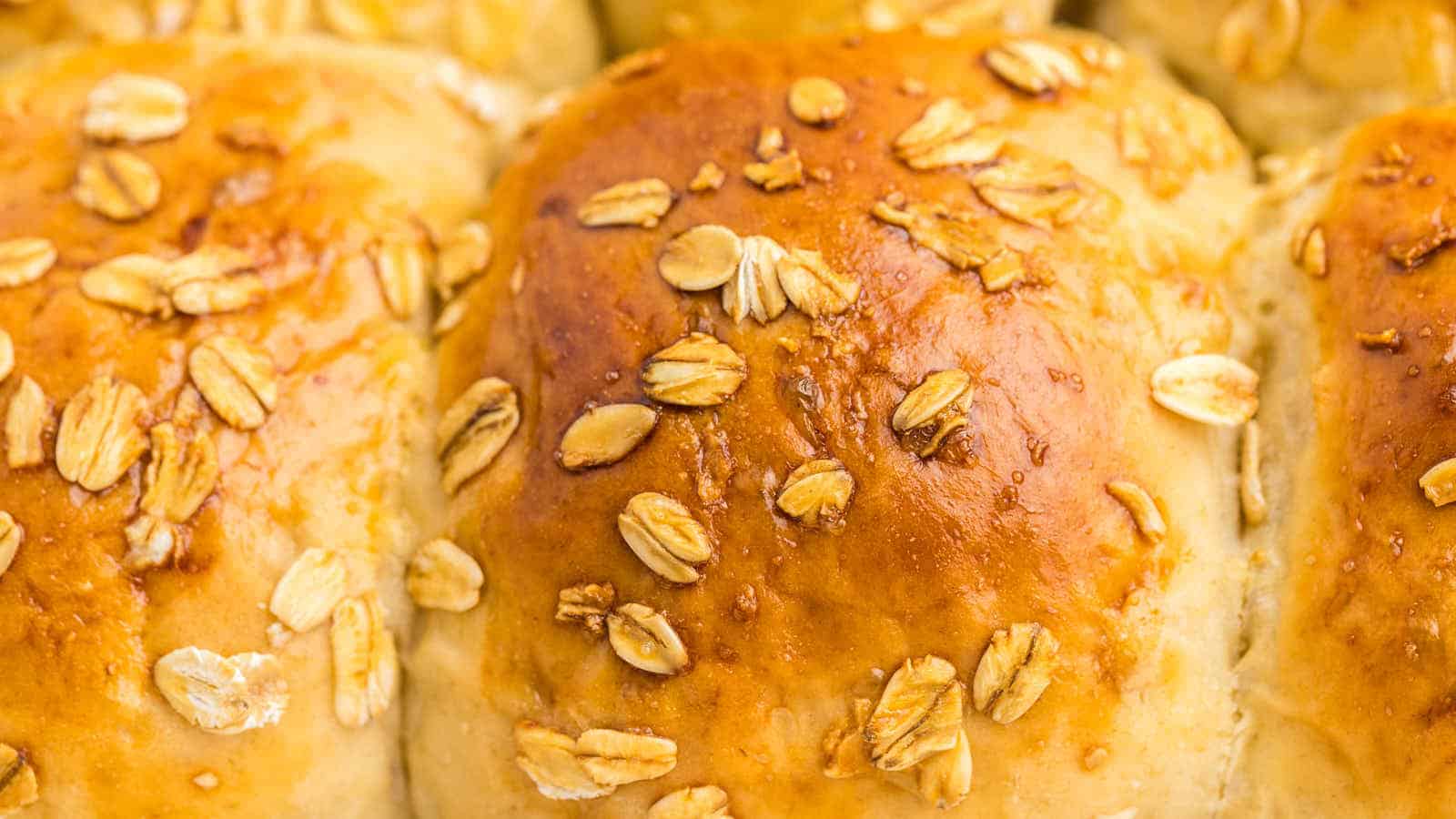 Oatmeal Dinner Rolls recipe by Cheerful Cook.