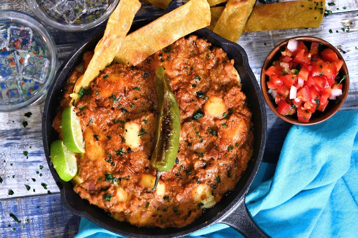 Frijoles Puercos Sinaloa Refried Beans.