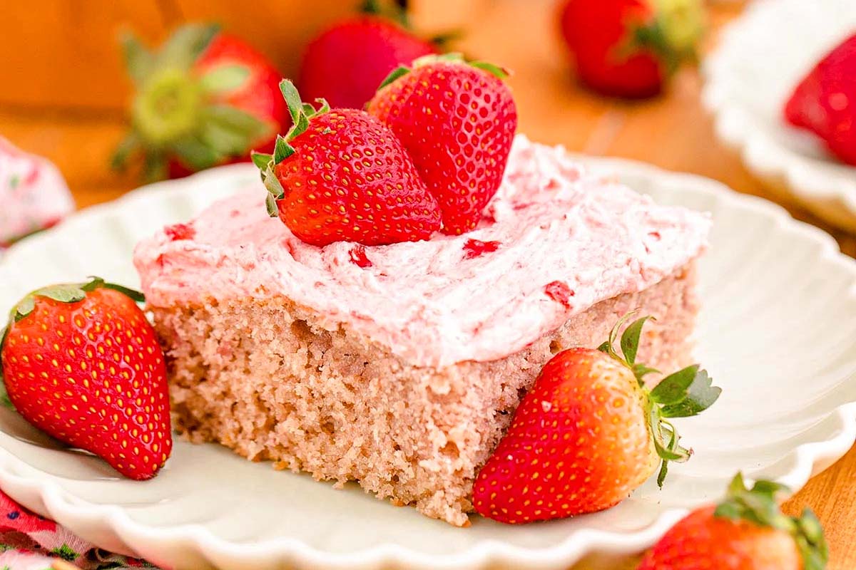 Strawberry Sheet Cake (From Scratch). 