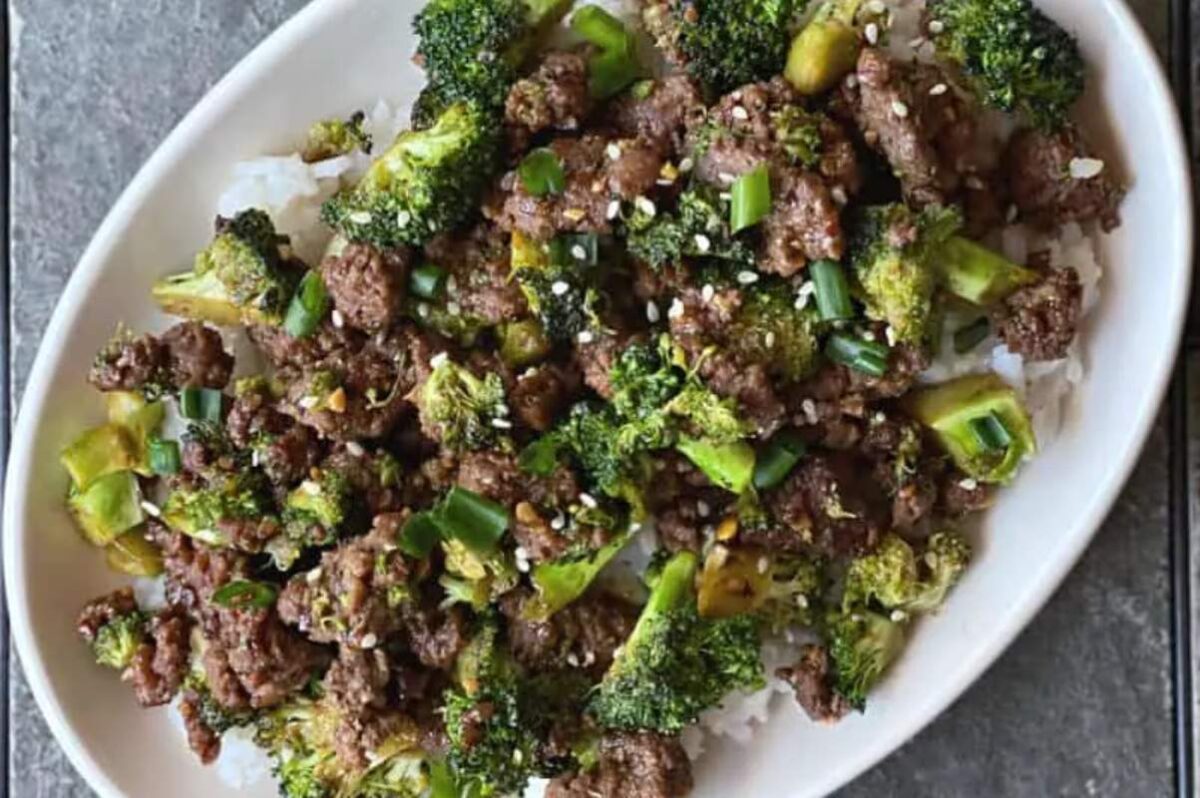 20 minute Ground Beef & Broccoli Stir Fry.