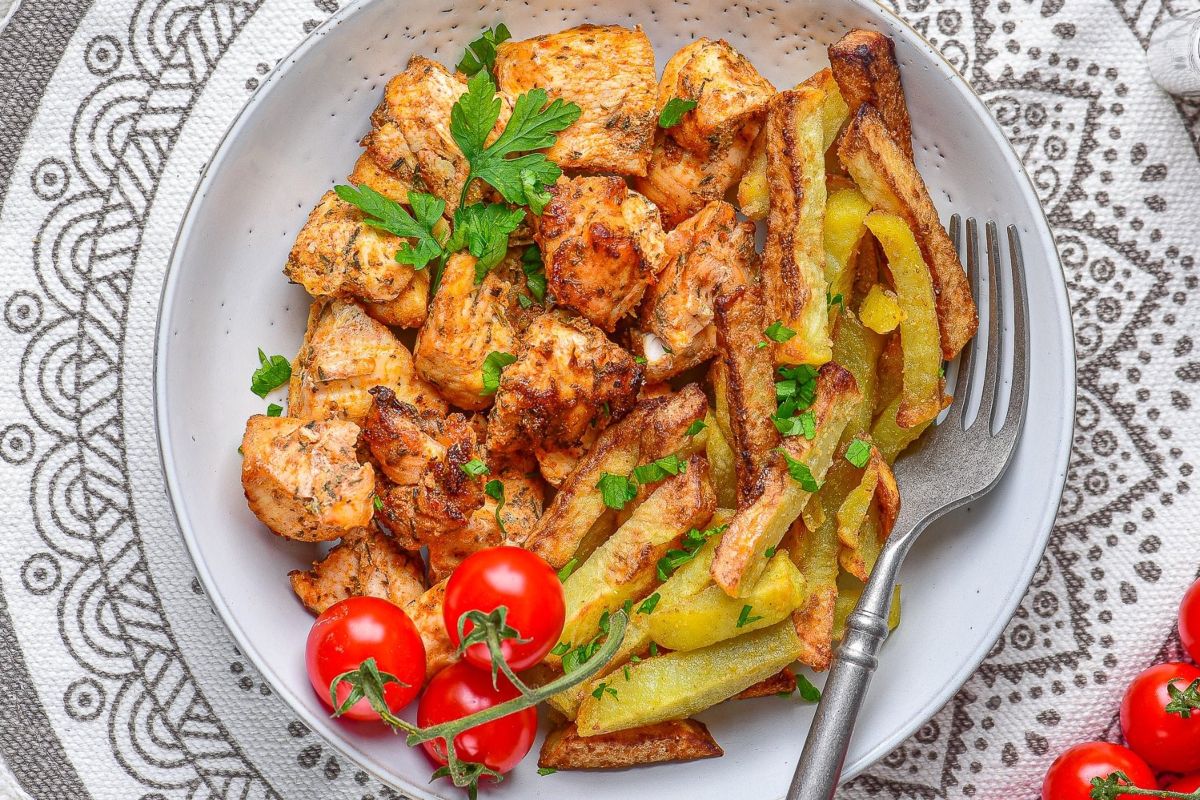 Air Fryer Dinner Recipe with Chicken and Potatoes
