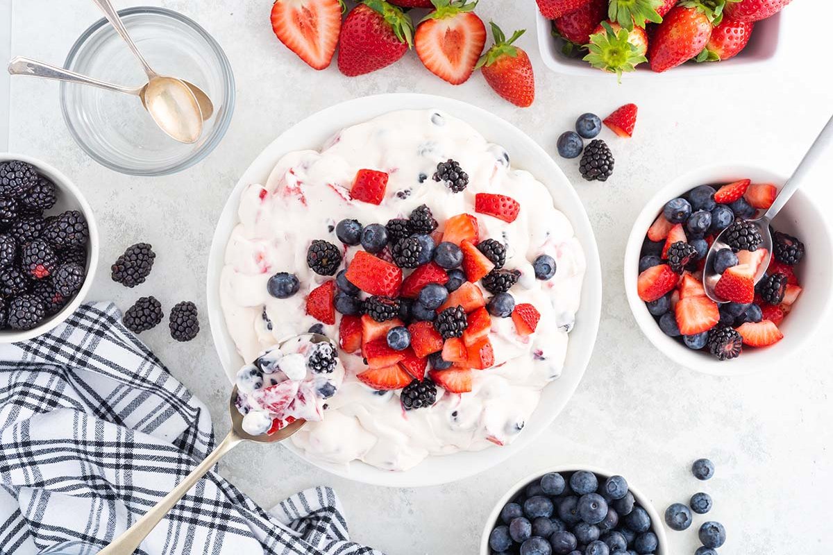 Berry Cheesecake Salad