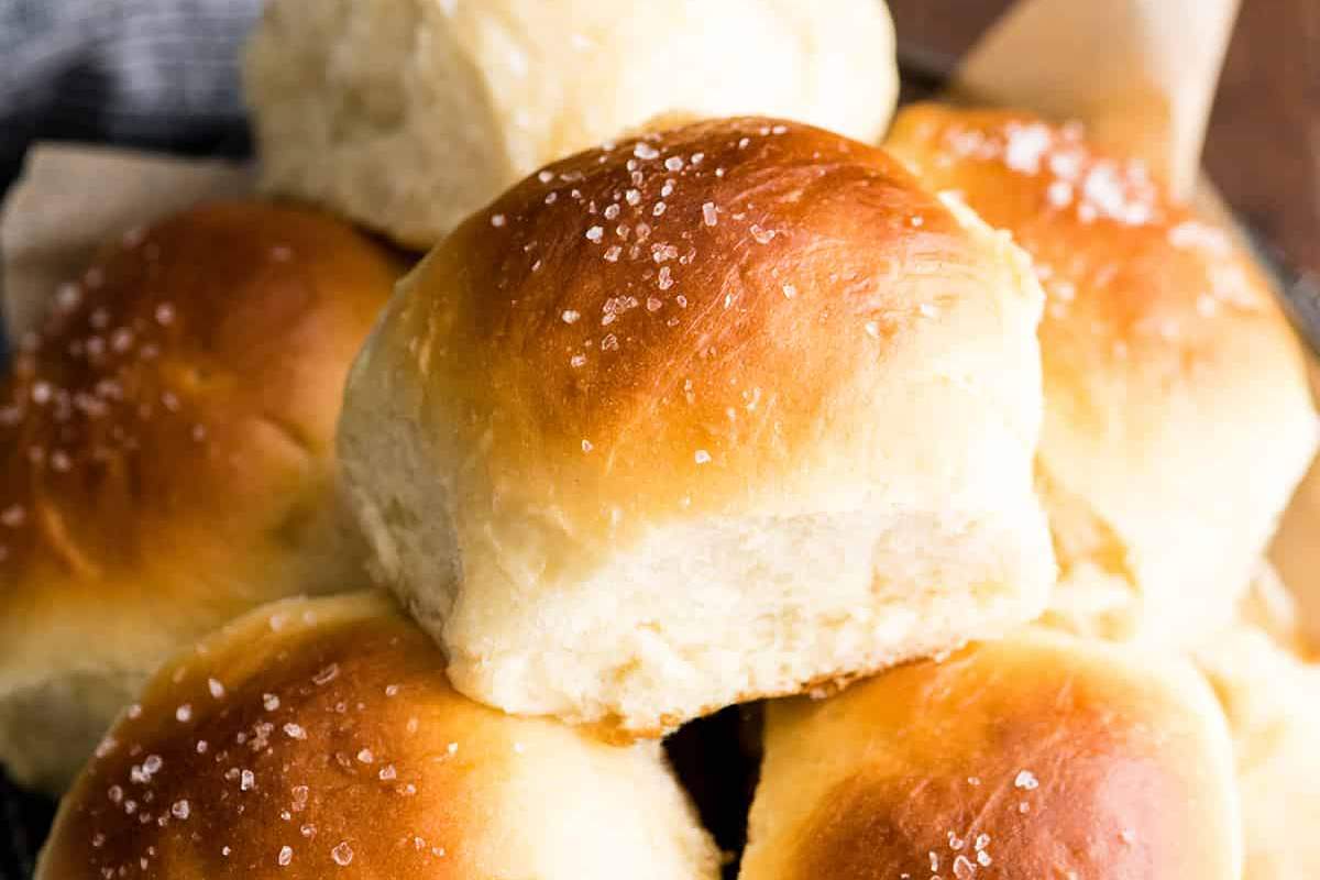 Best Dinner Rolls Recipe