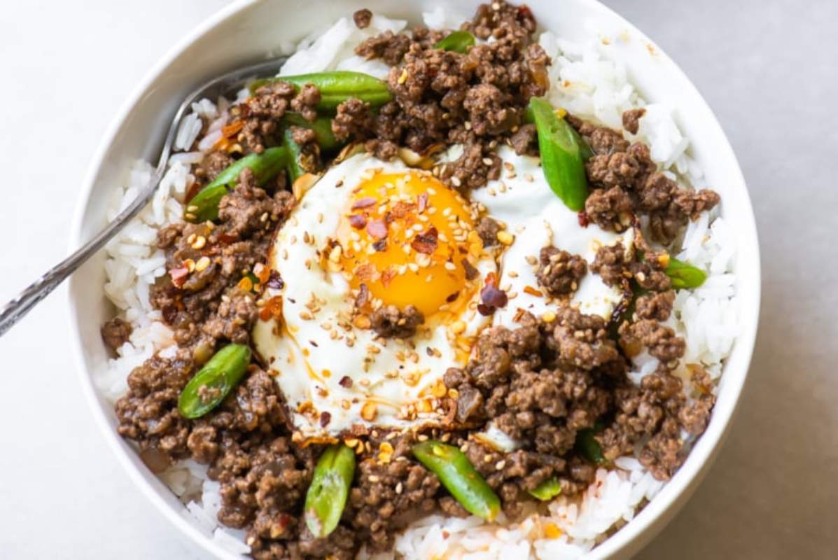 Easy Korean Beef Rice Bowls (30 minutes!). 