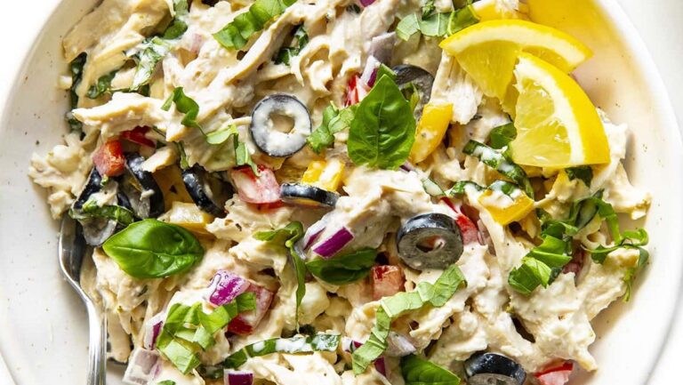 Mediterranean Chicken Salad (15 Minutes!).