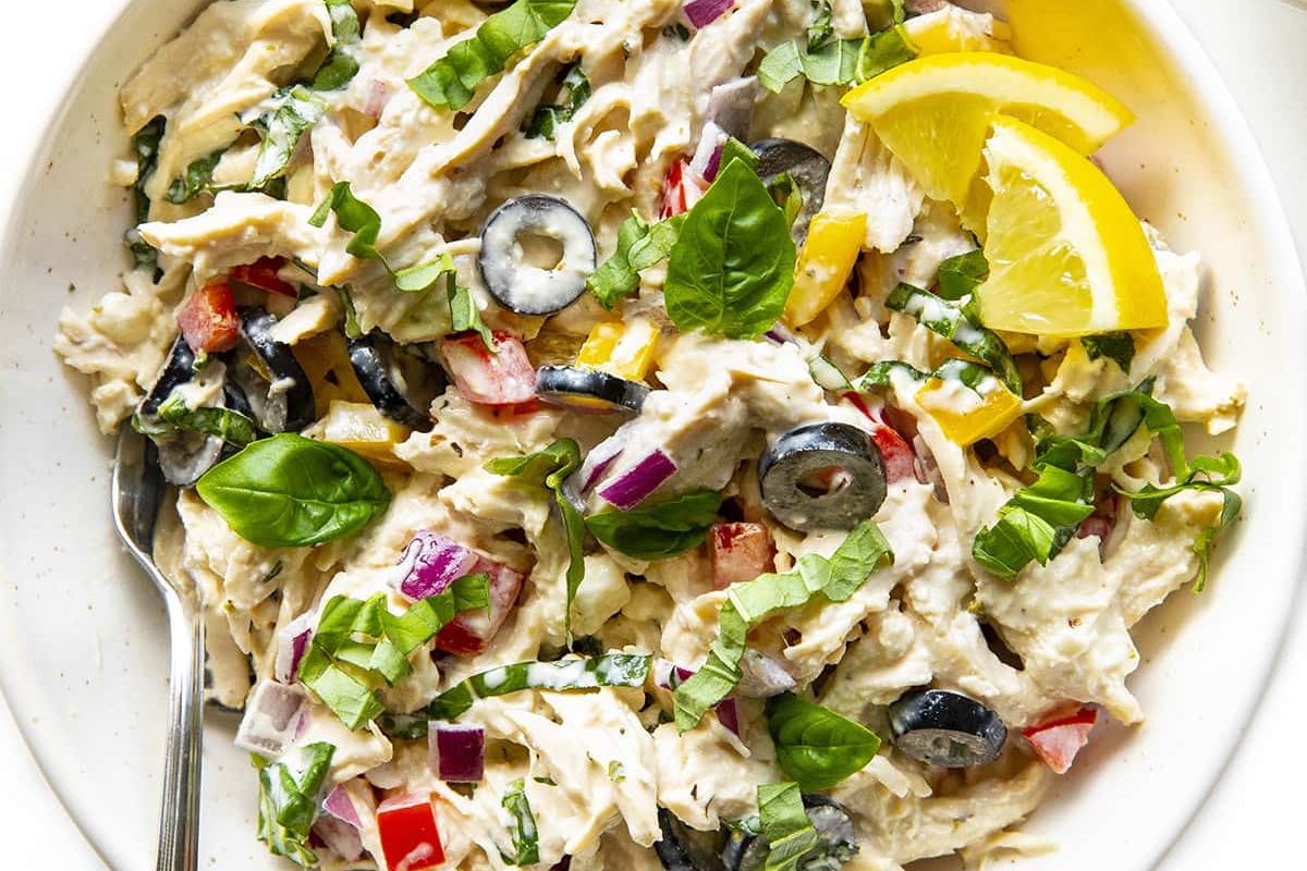 Mediterranean Chicken Salad (15 Minutes!).