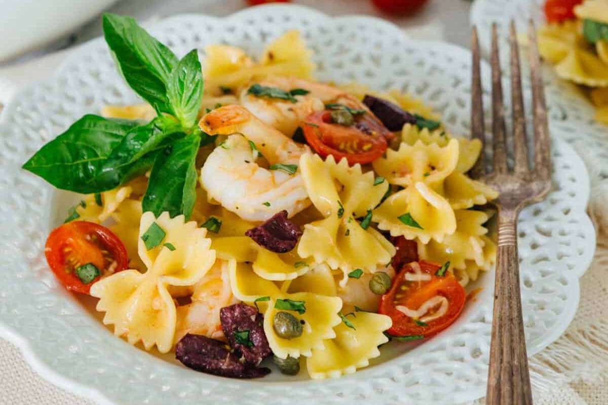 Mediterranean Farfalle Toss With Shrimp.
