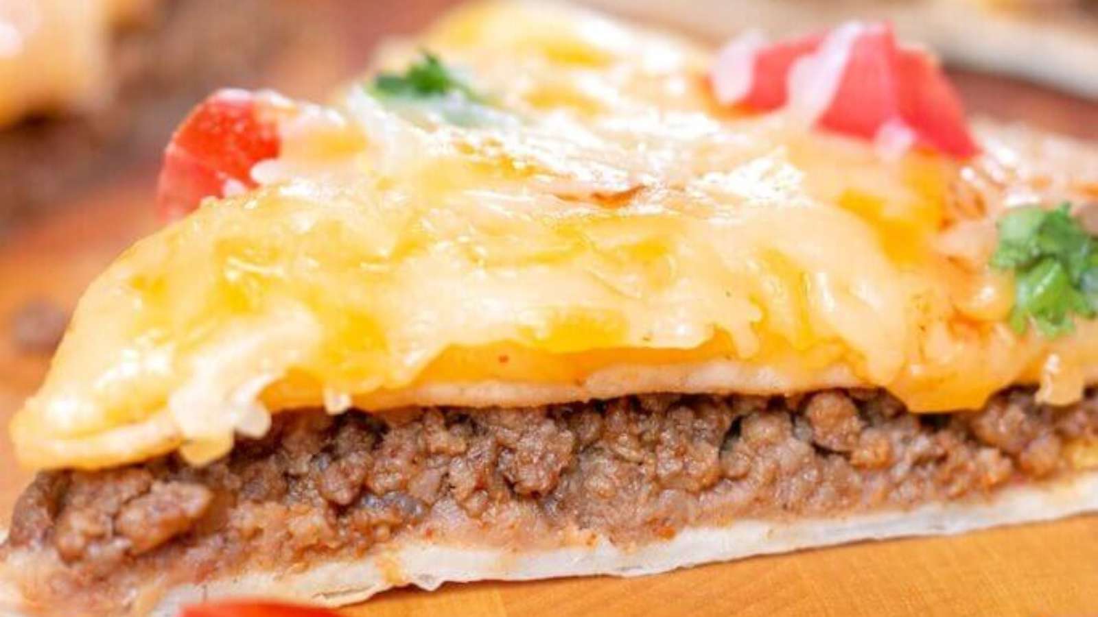 Easy Mexican Pizza recipe by The Soccer Mom Blog.