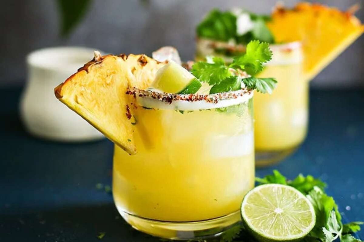 The Best Pineapple Margarita.